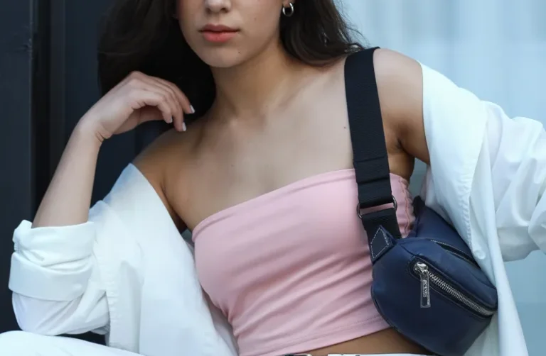17 Pink Tube Top Outfit Ideas That Feel Effortless, Cute & So Put-Together 💗